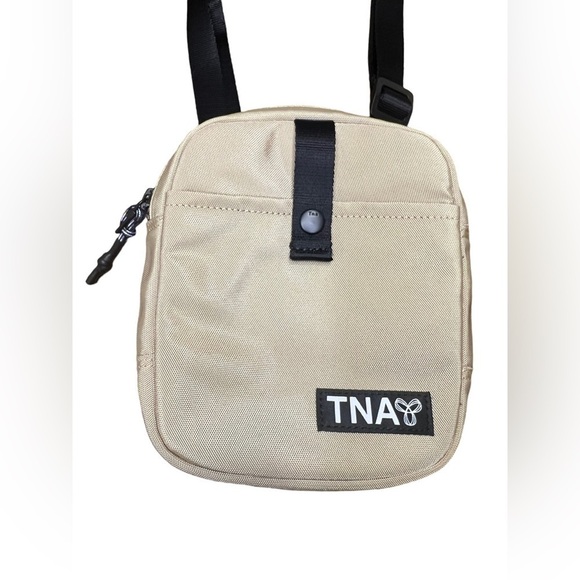 Aritzia TNA Oceanside Camera Crossbody Bag in Tan - Picture 7 of 7